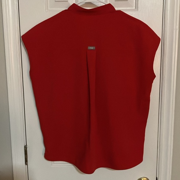 Figs Small Rafaela Top in Pop Red - Picture 3 of 3